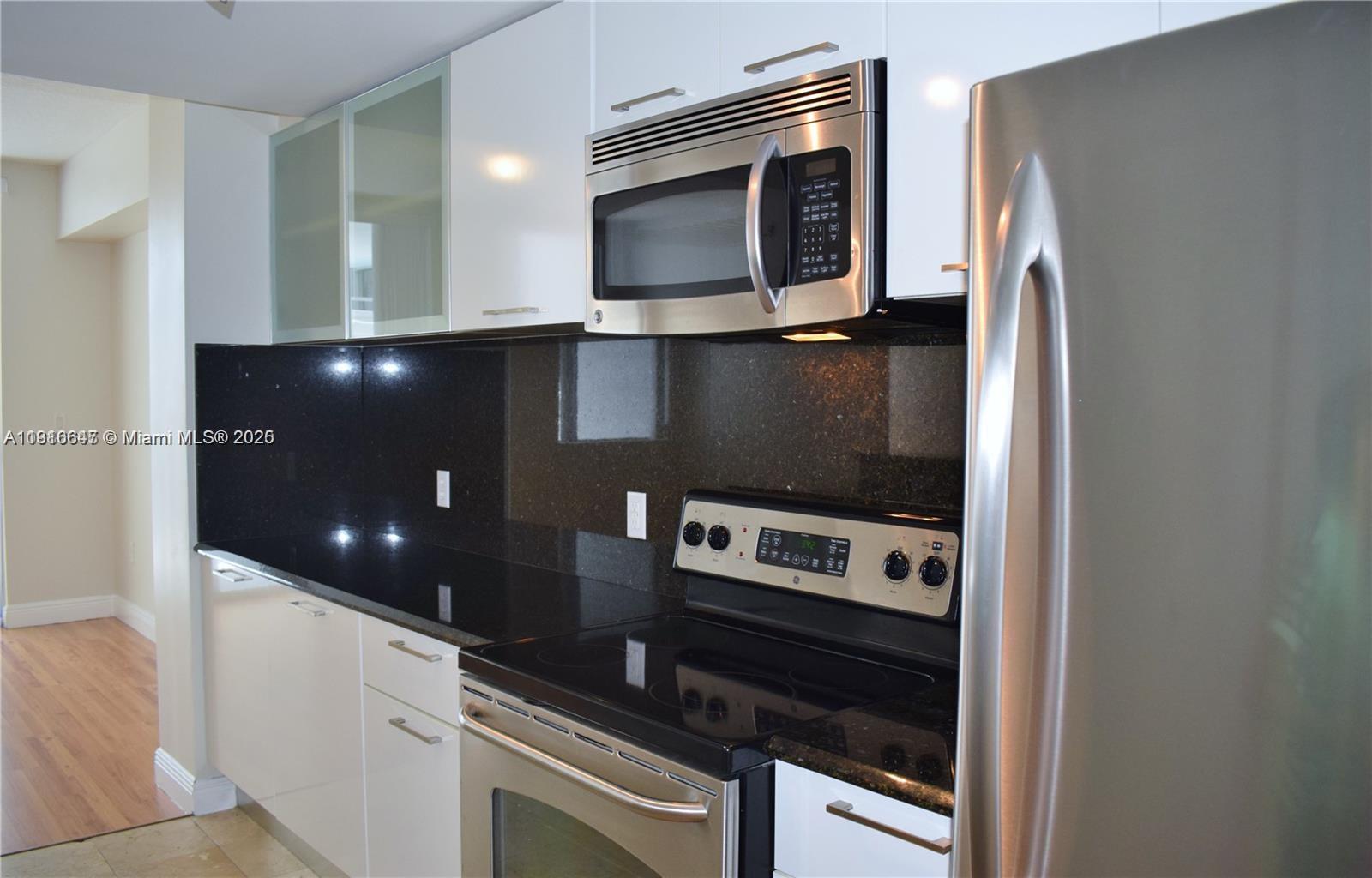 LOFTS AT MAYFAIR CONDO - Residential