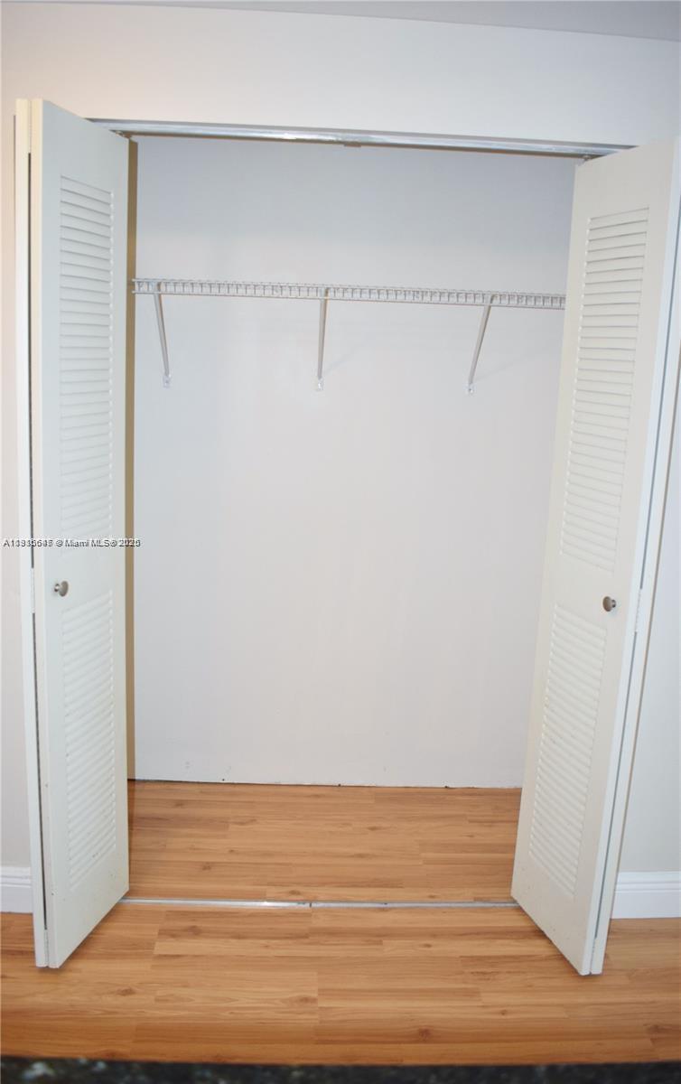 LOFTS AT MAYFAIR CONDO - Residential