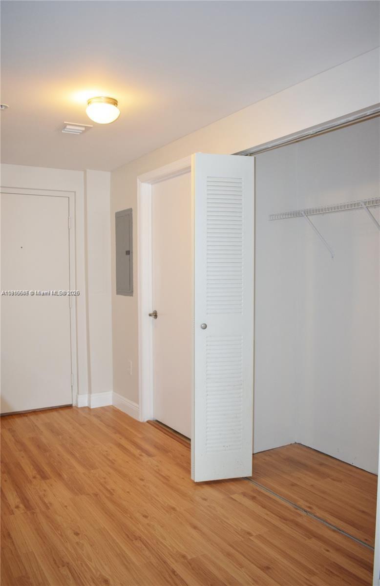 LOFTS AT MAYFAIR CONDO - Residential