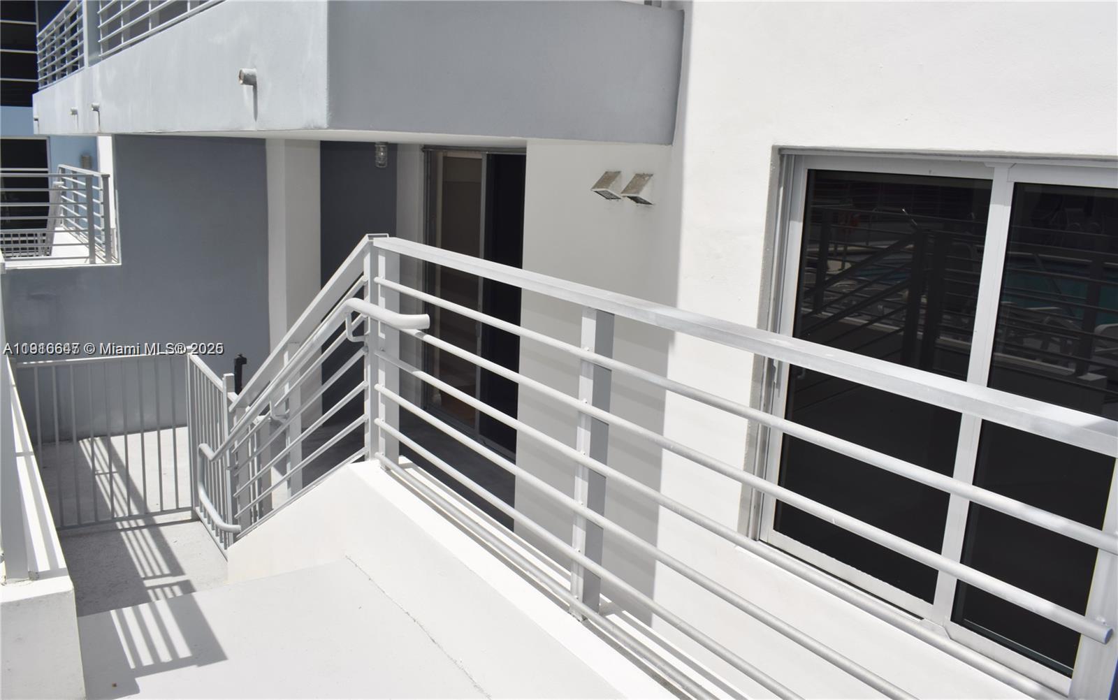 LOFTS AT MAYFAIR CONDO - Residential