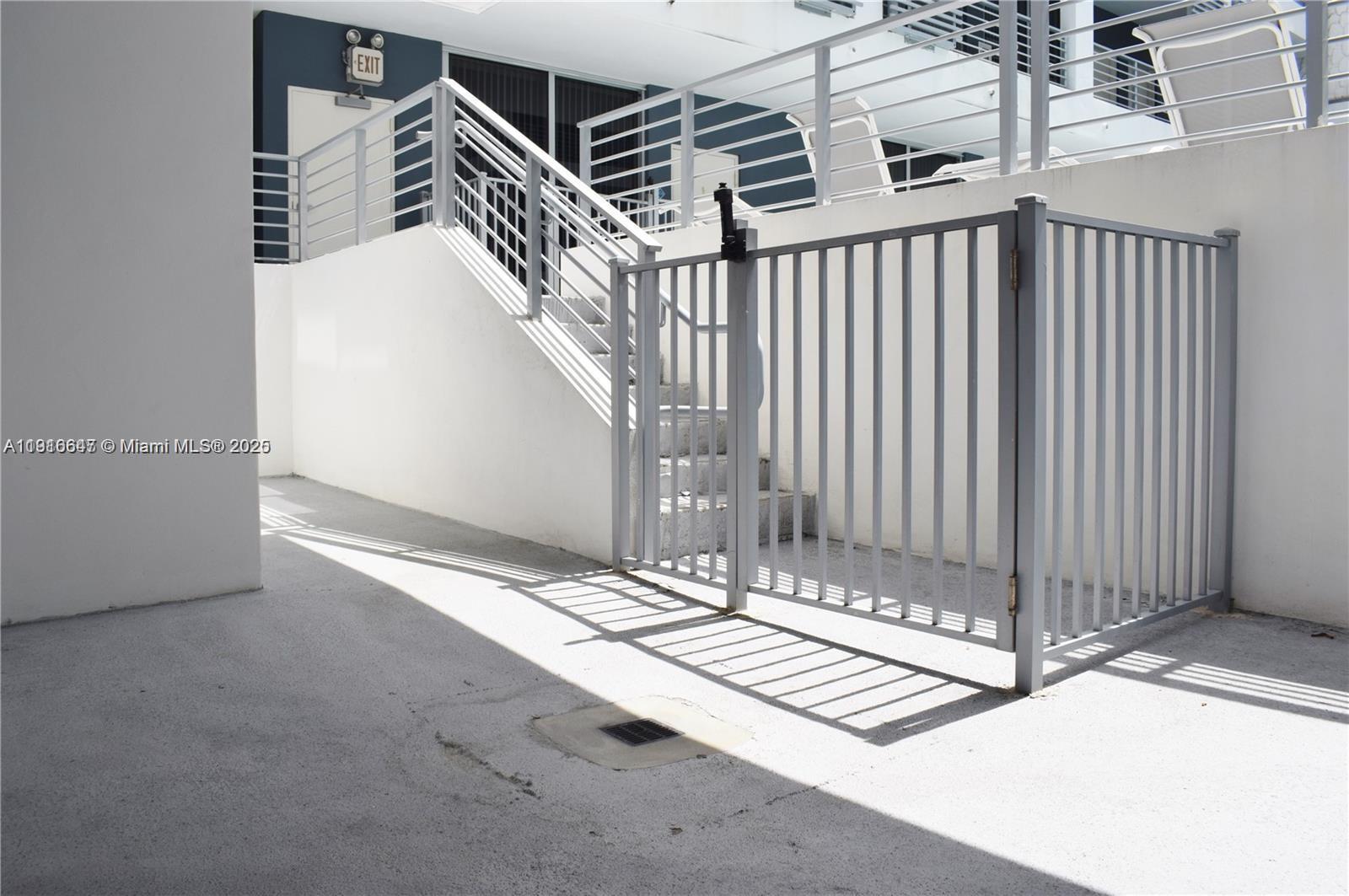 LOFTS AT MAYFAIR CONDO - Residential