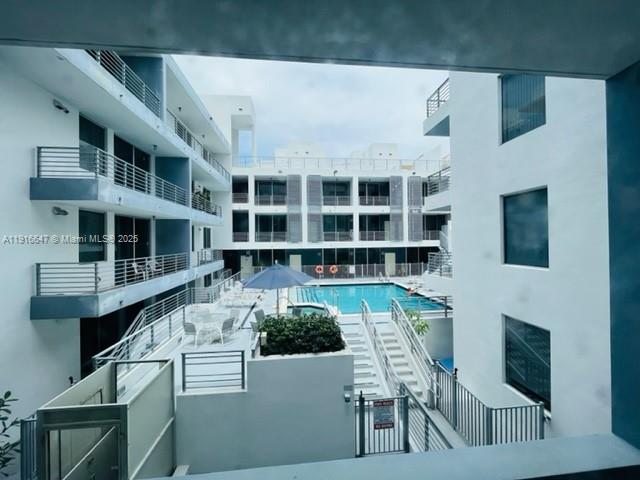 LOFTS AT MAYFAIR CONDO - Residential