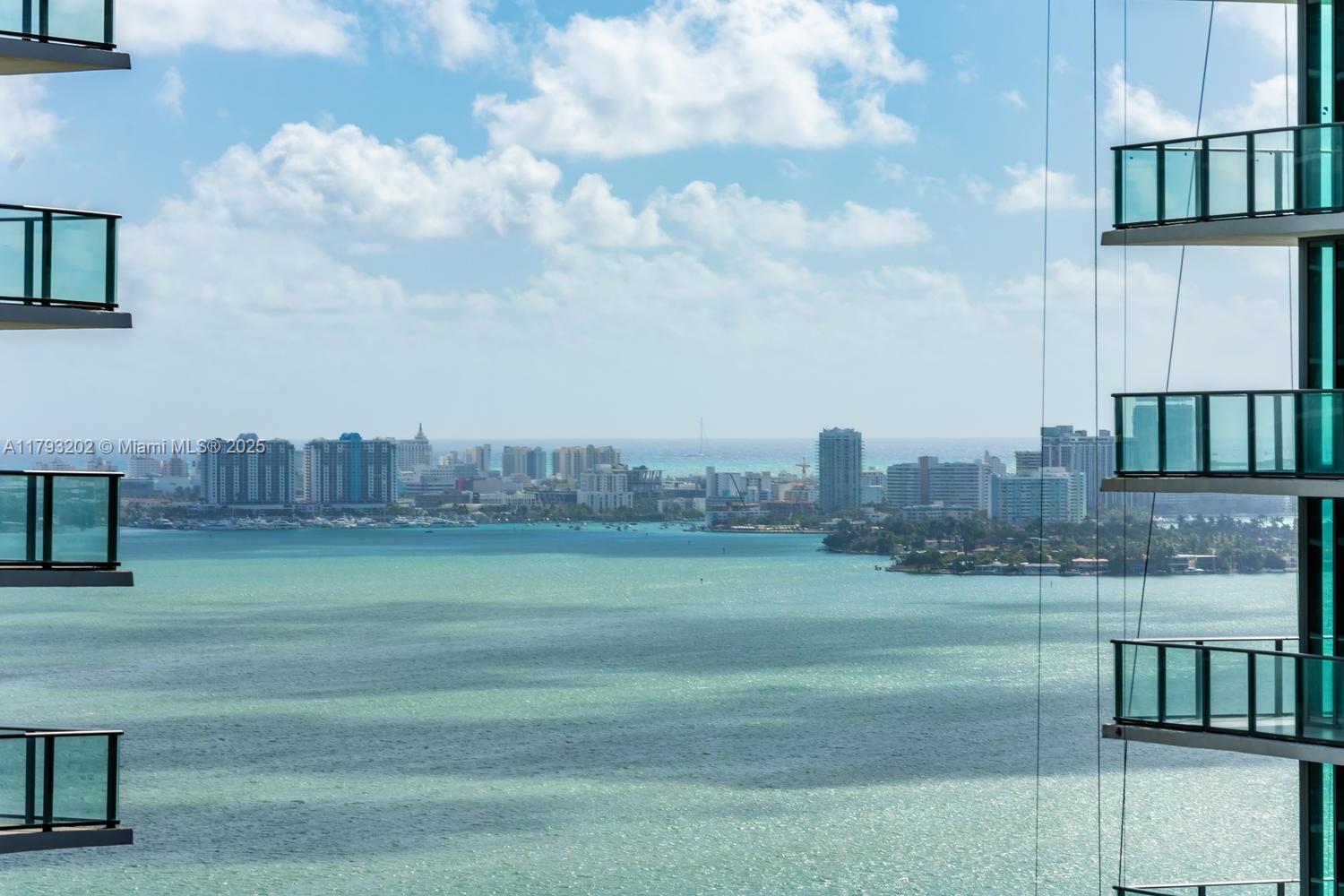 PARAISO BAYVIEWS CONDO - Residential