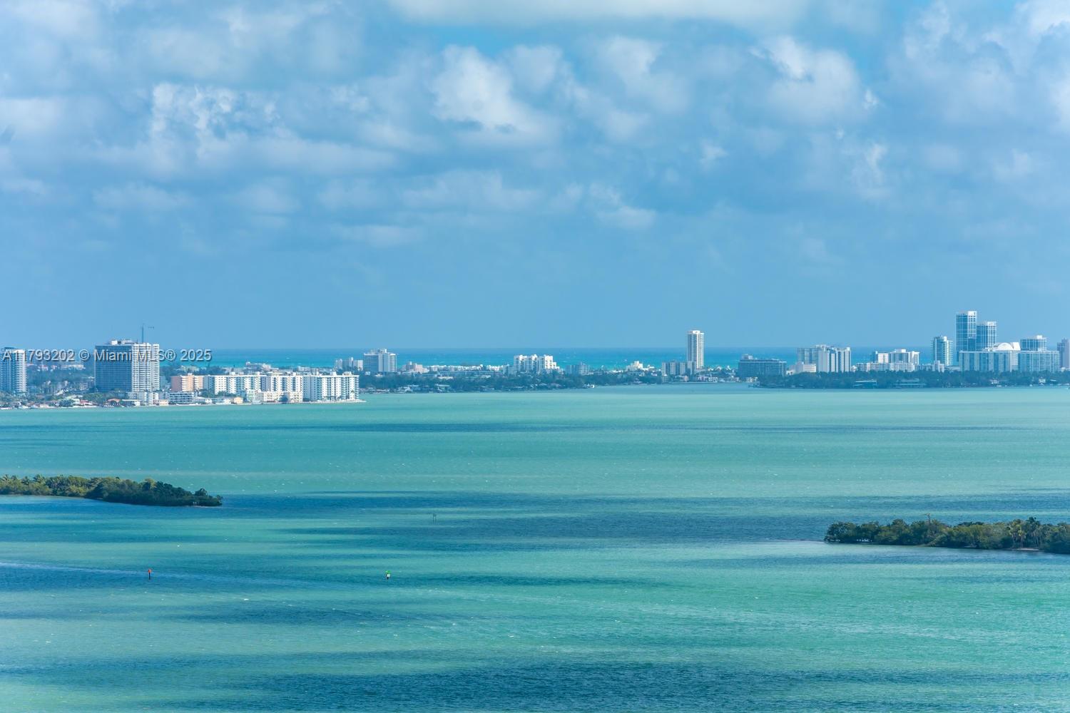 PARAISO BAYVIEWS CONDO - Residential