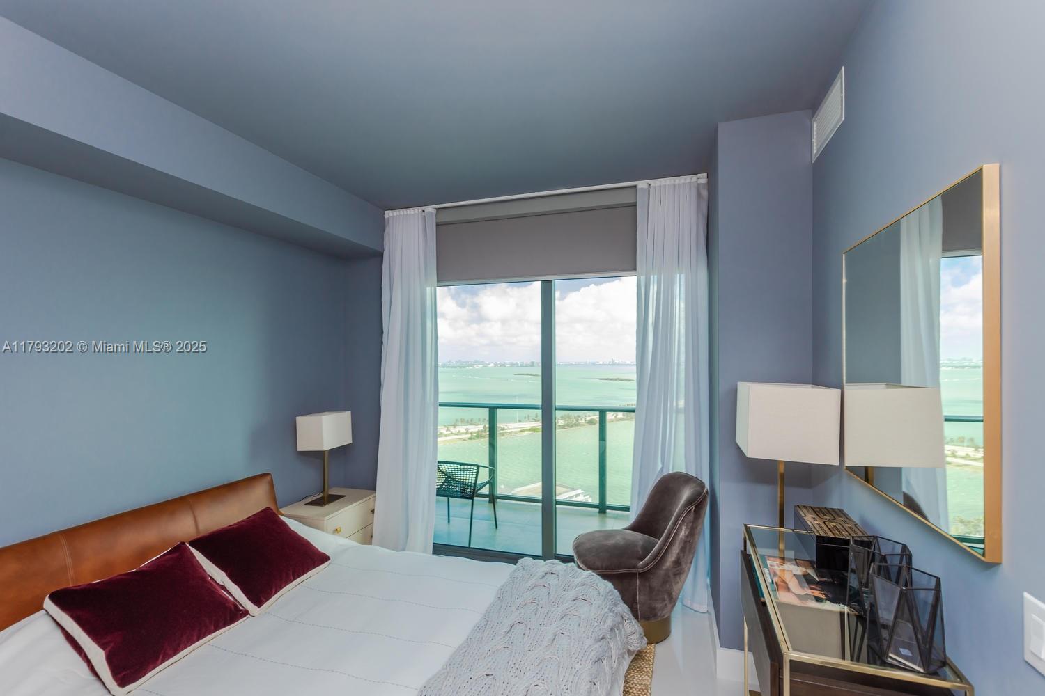 PARAISO BAYVIEWS CONDO - Residential