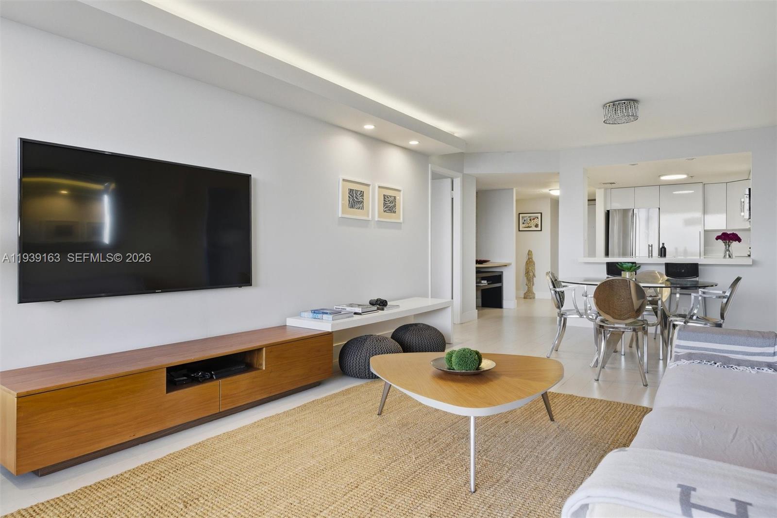 CLUB ATLANTIS CONDO - Residential