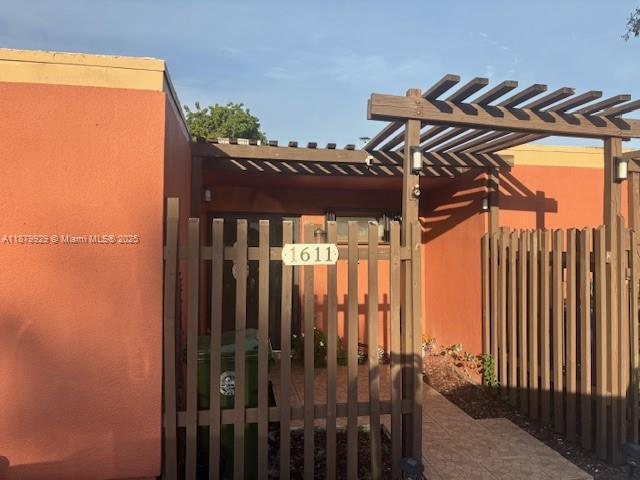 EVERGLADES SUGAR & LAND C - Residential