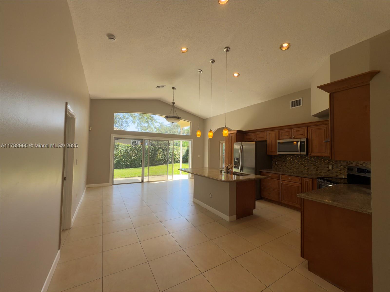 5738 NW 48th Dr