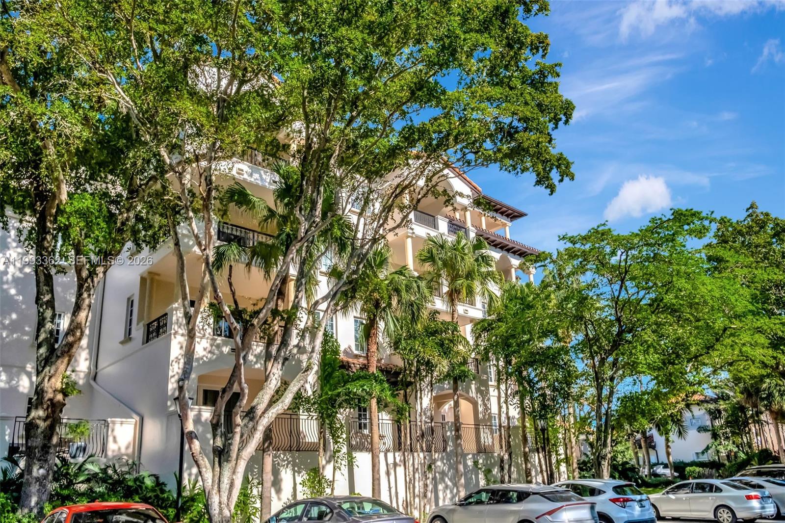 SEASIDE CONDO - Residential