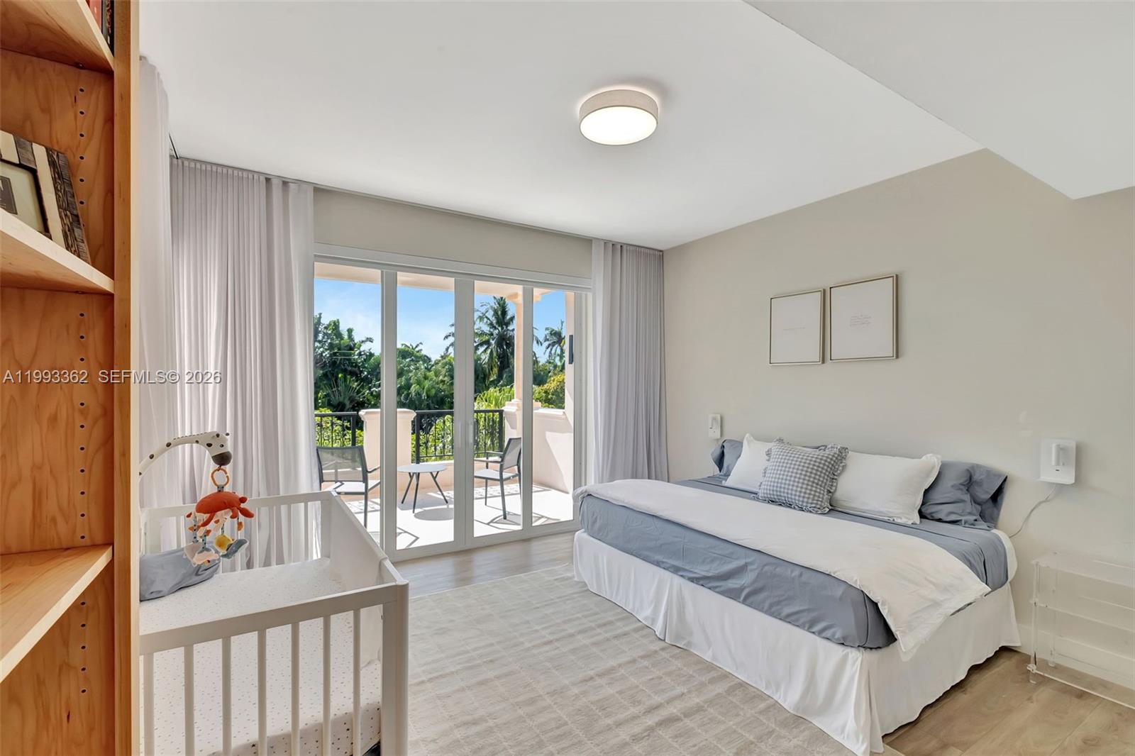 SEASIDE CONDO - Residential