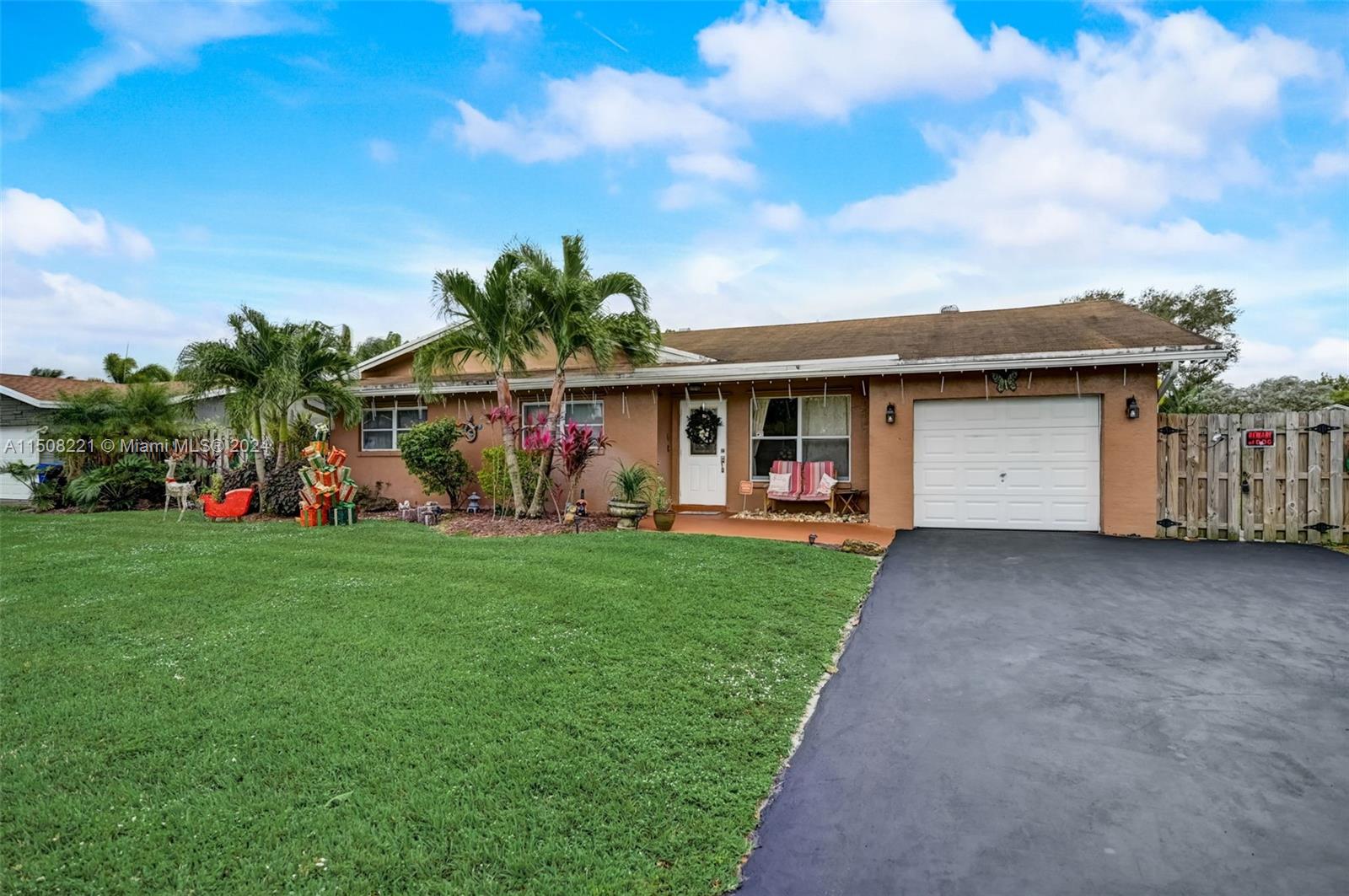 3330 Nw 65th St St, Fort Lauderdale, Broward County, Florida - 4 Bedrooms  
2 Bathrooms - 