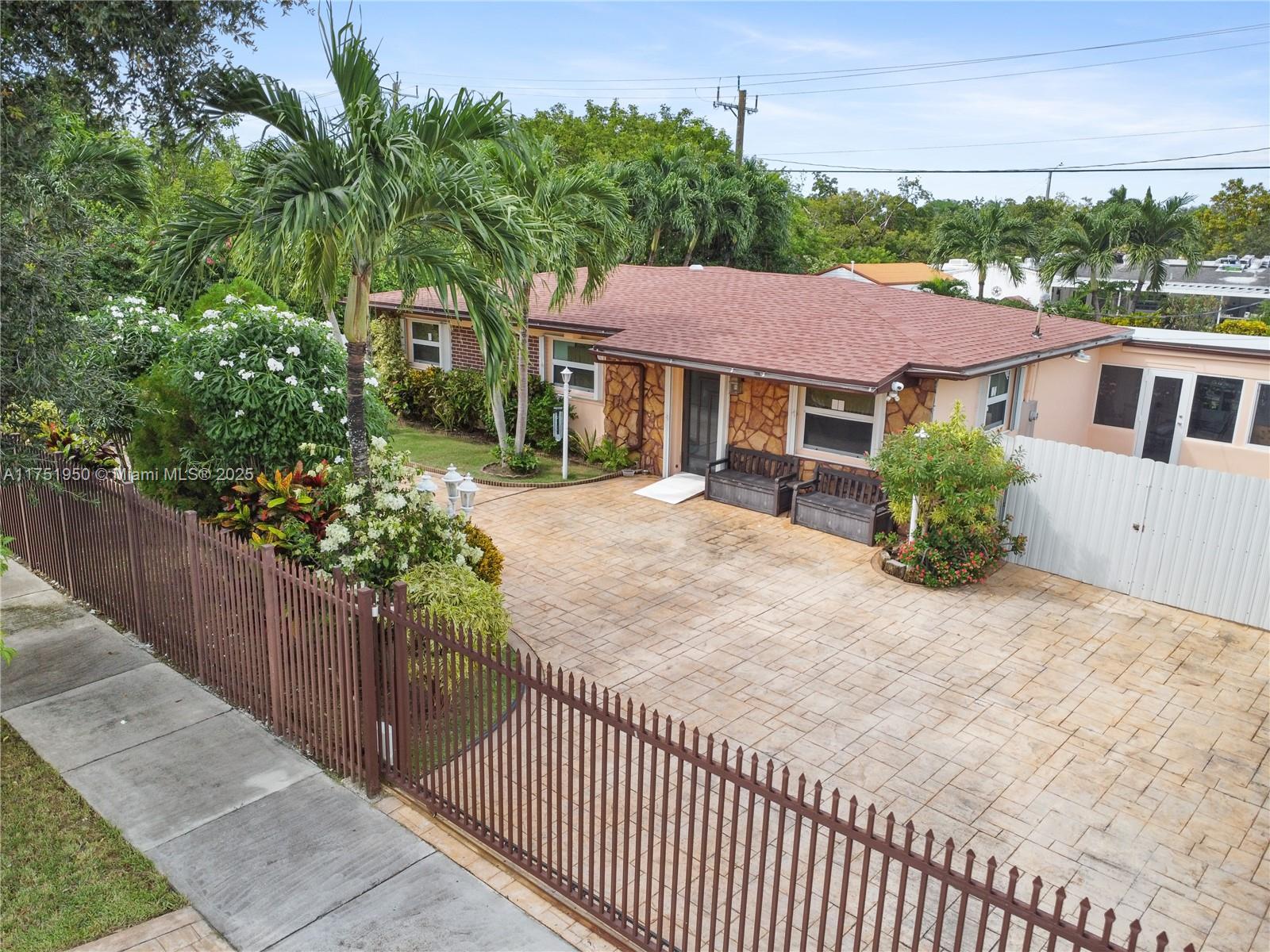 Property for Sale at 10231 Sw 213th St, Cutler Bay, Miami-Dade County, Florida - Bedrooms: 3 
Bathrooms: 2  - $595,000
