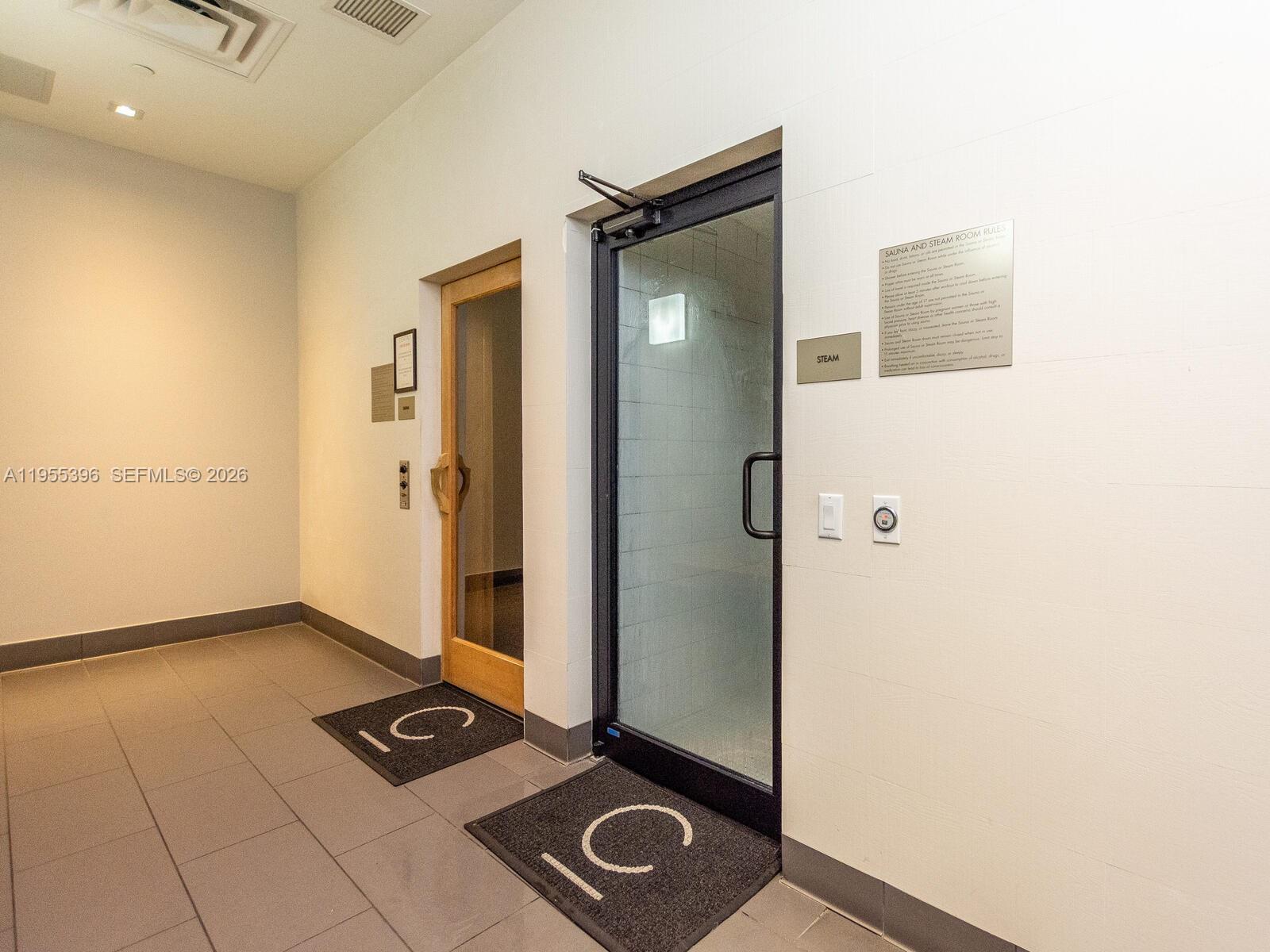 CENTRO CONDO - Residential