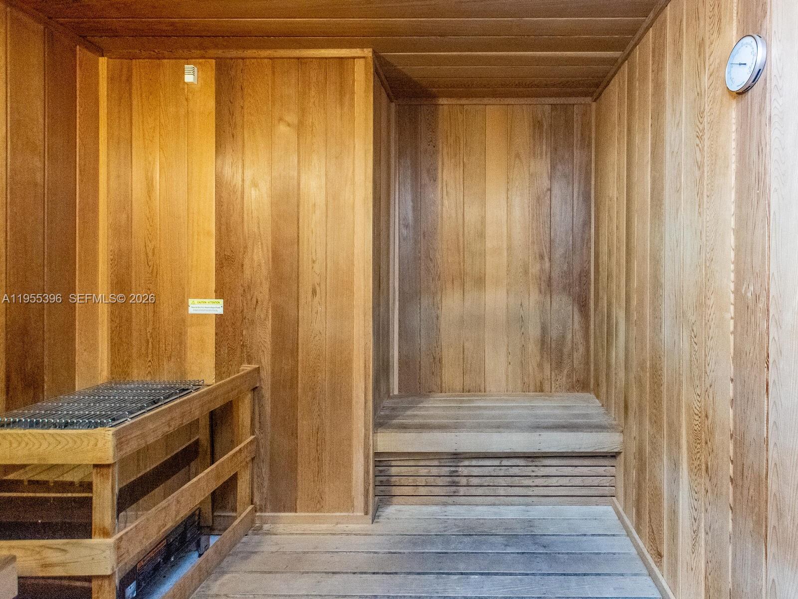 CENTRO CONDO - Residential