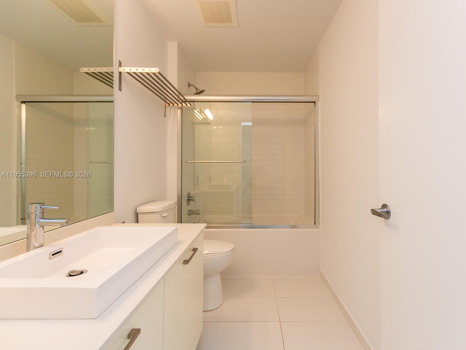 CENTRO CONDO - Residential