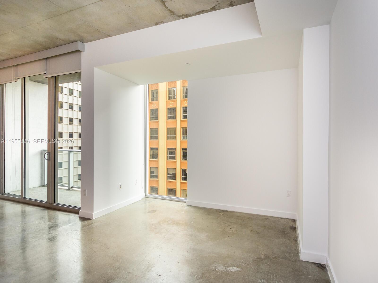 CENTRO CONDO - Residential