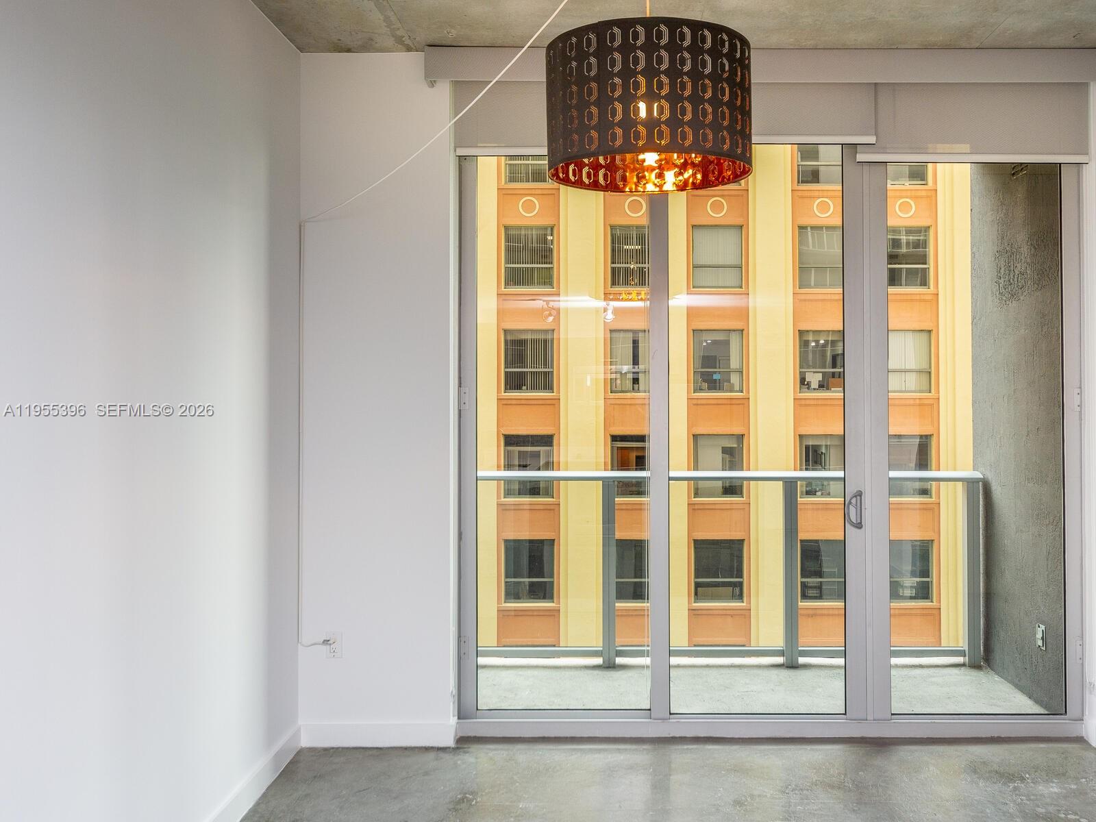 CENTRO CONDO - Residential