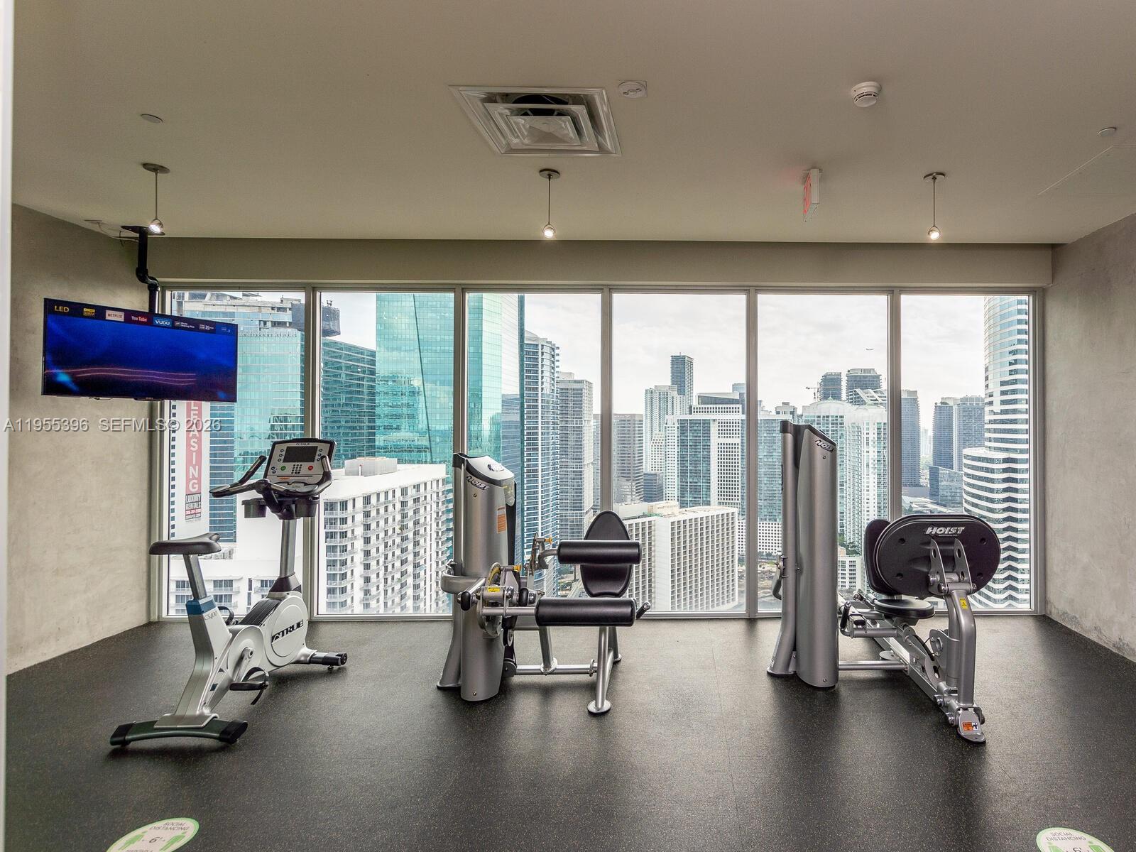 CENTRO CONDO - Residential