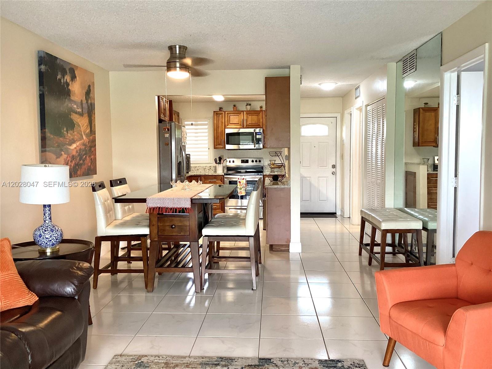 HOLLYBROOK GOLF AND - Residential