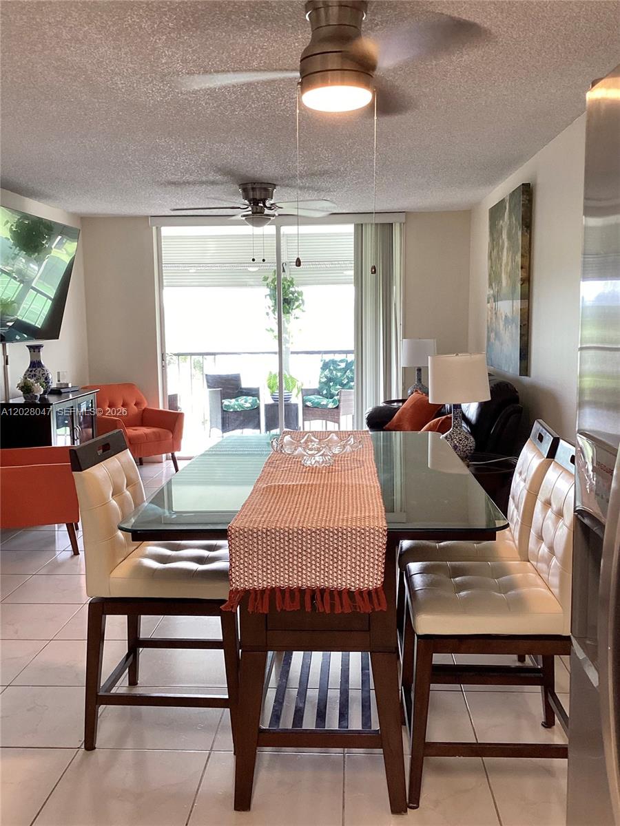 HOLLYBROOK GOLF AND - Residential