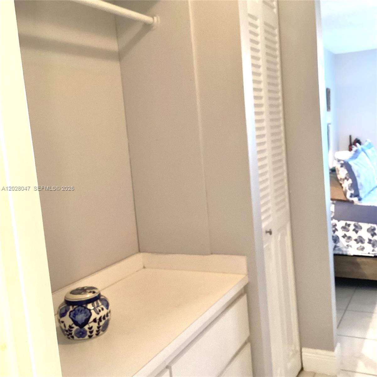 HOLLYBROOK GOLF AND - Residential