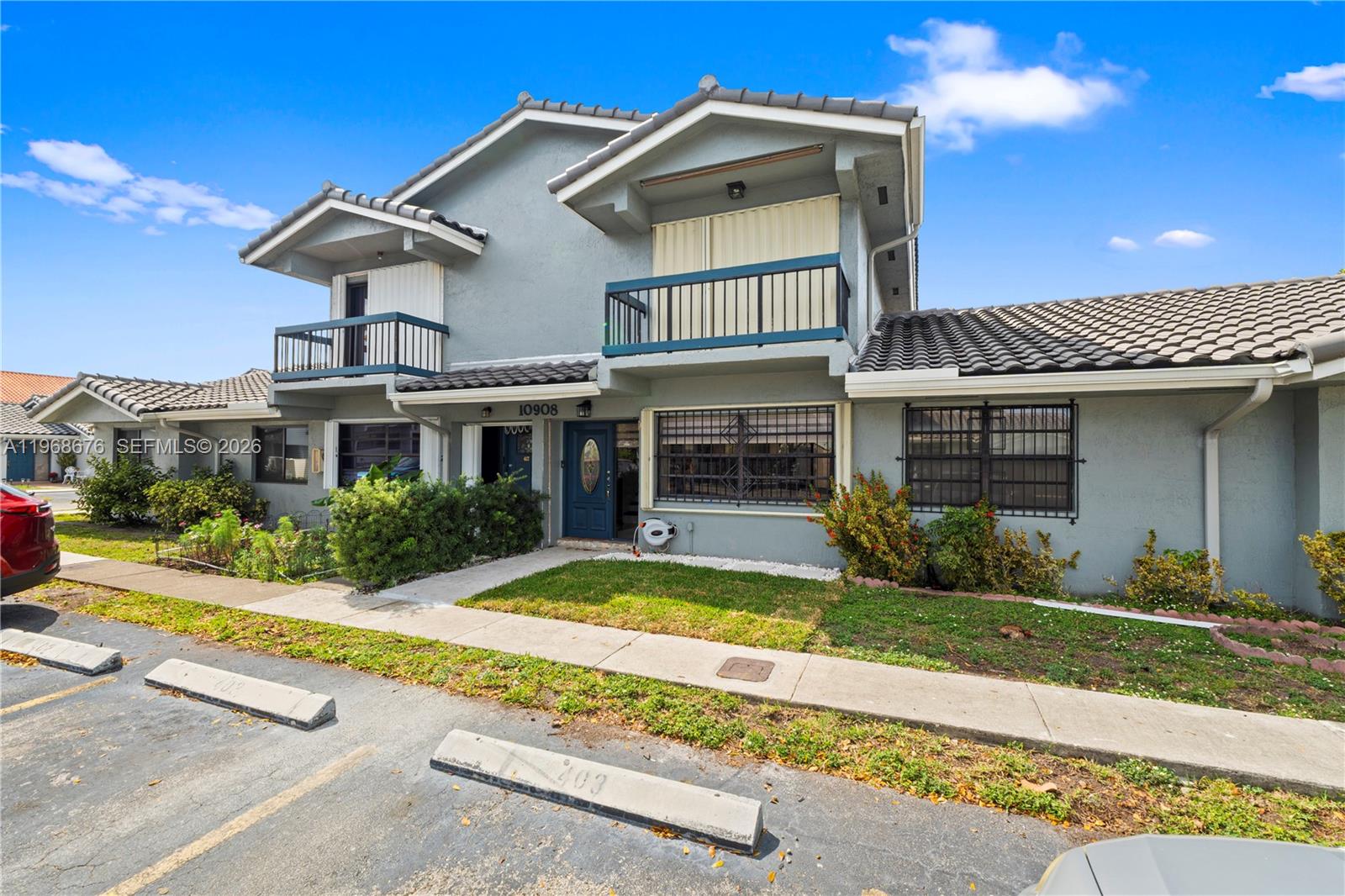 PATIO GRANDE TOWNHOMES CO - Residential