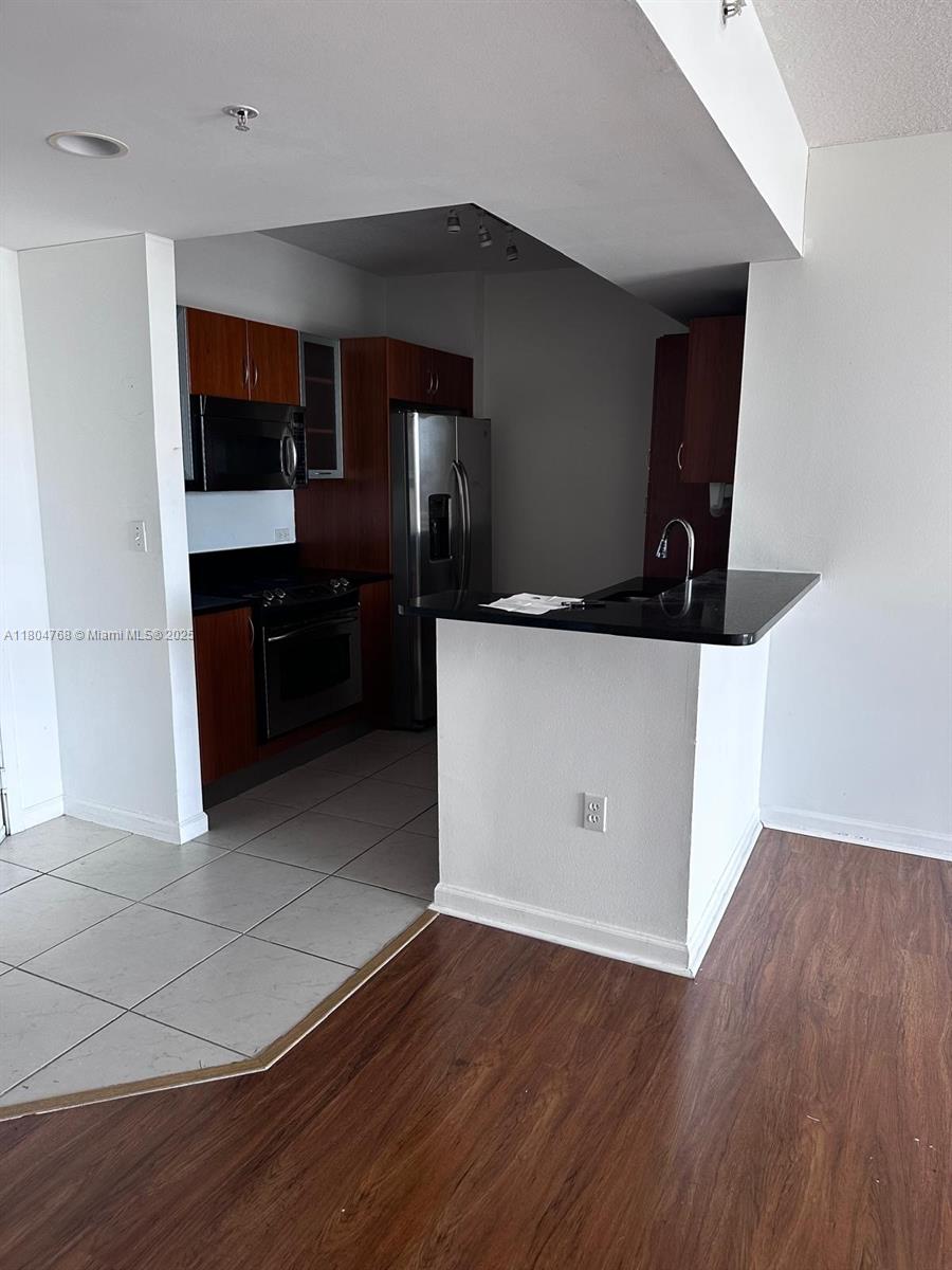 Rental Property at 18800 Ne 29 Ave 808, Aventura, Miami-Dade County, Florida - Bedrooms: 2 
Bathrooms: 2  - $2,900 MO.