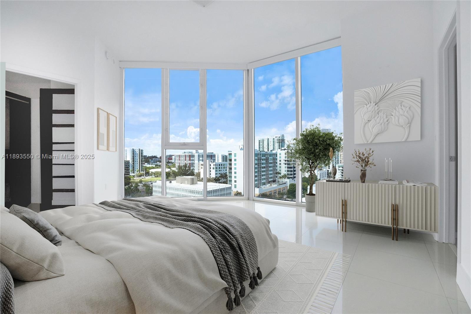 PARAMOUNT BAY CONDO - Residential Lease