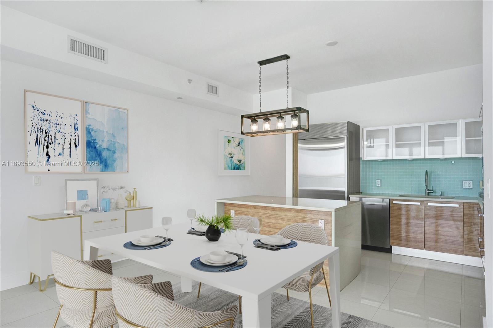 PARAMOUNT BAY CONDO - Residential Lease