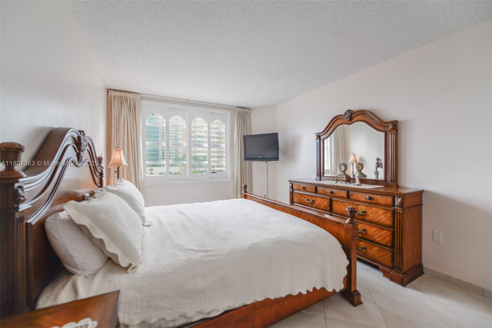 HEMISPHERES CONDO - Residential