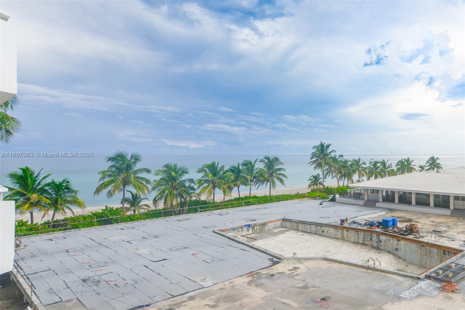 HEMISPHERES CONDO - Residential