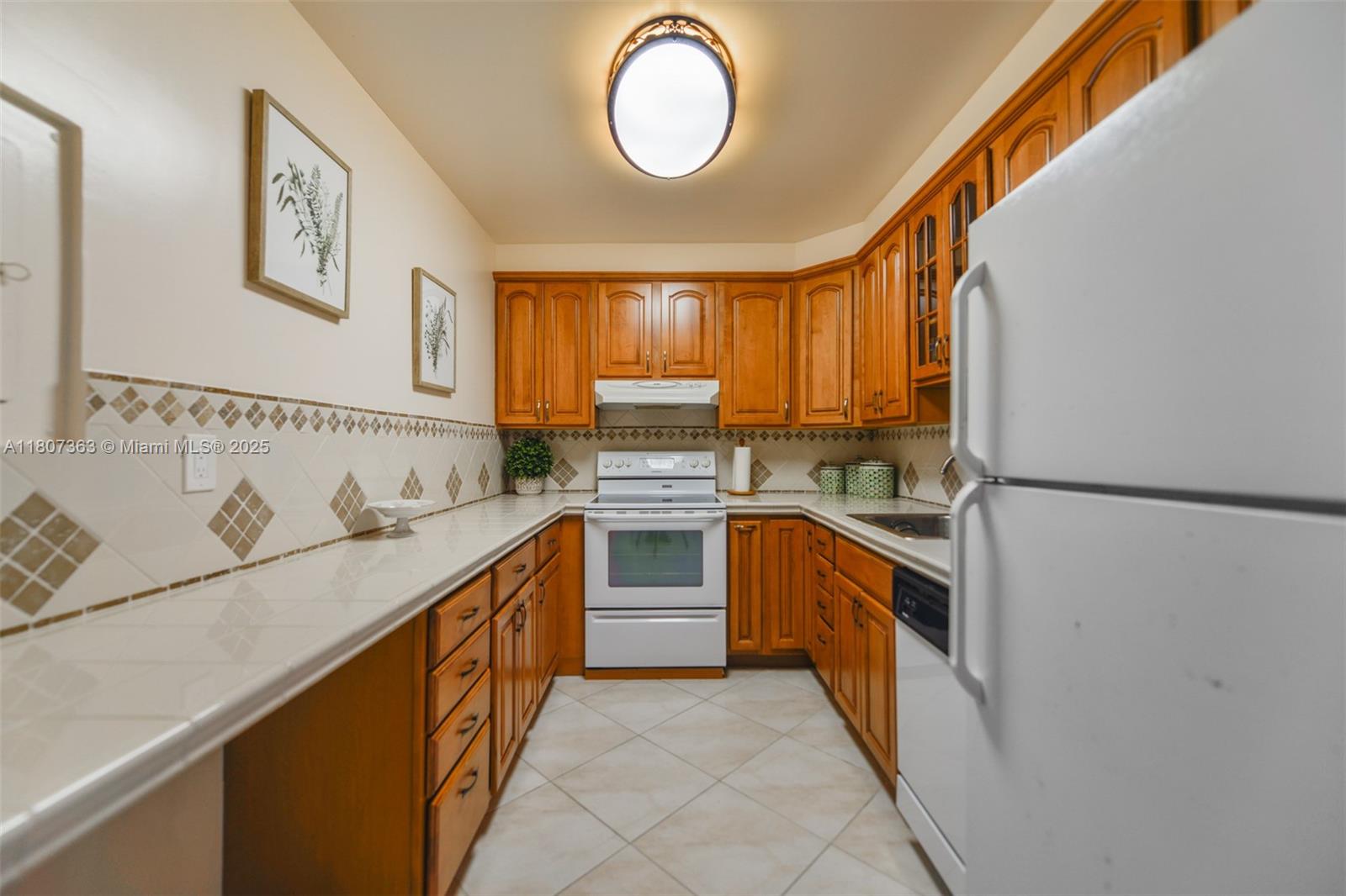 HEMISPHERES CONDO - Residential