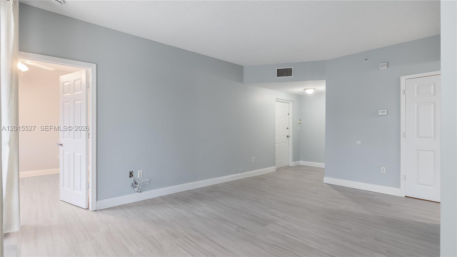 UNIVERSITY PARC RESIDENCE - Residential