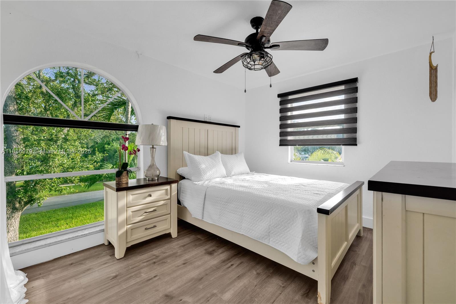 MIAMI SHORES SEC 3 - Residential