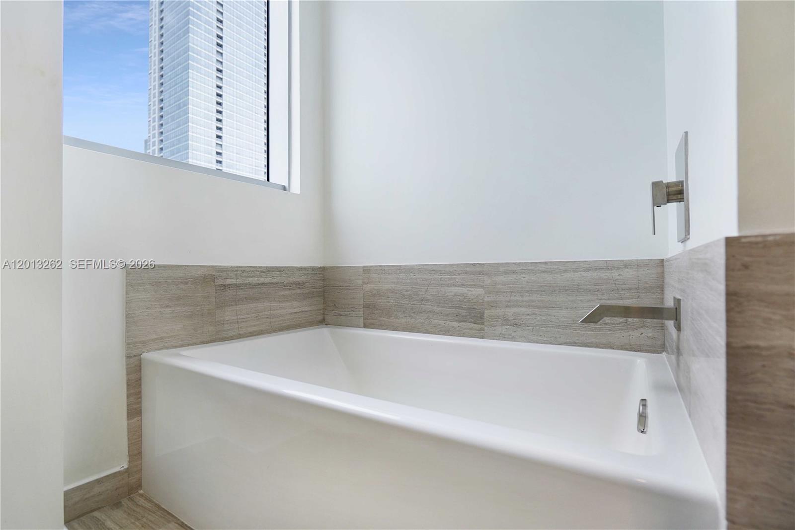 BRICKELLHOUSE CONDO - Residential Lease