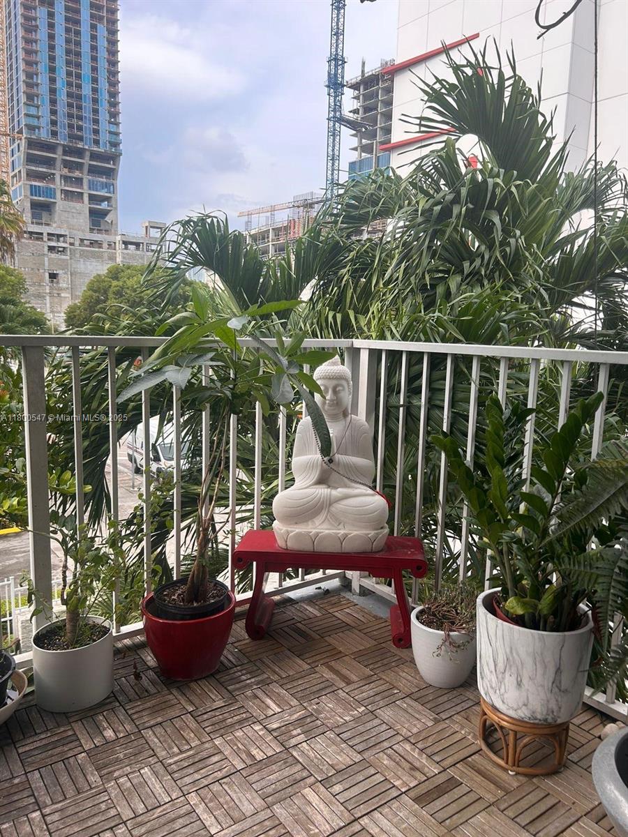 800 N Miami Ave E-308