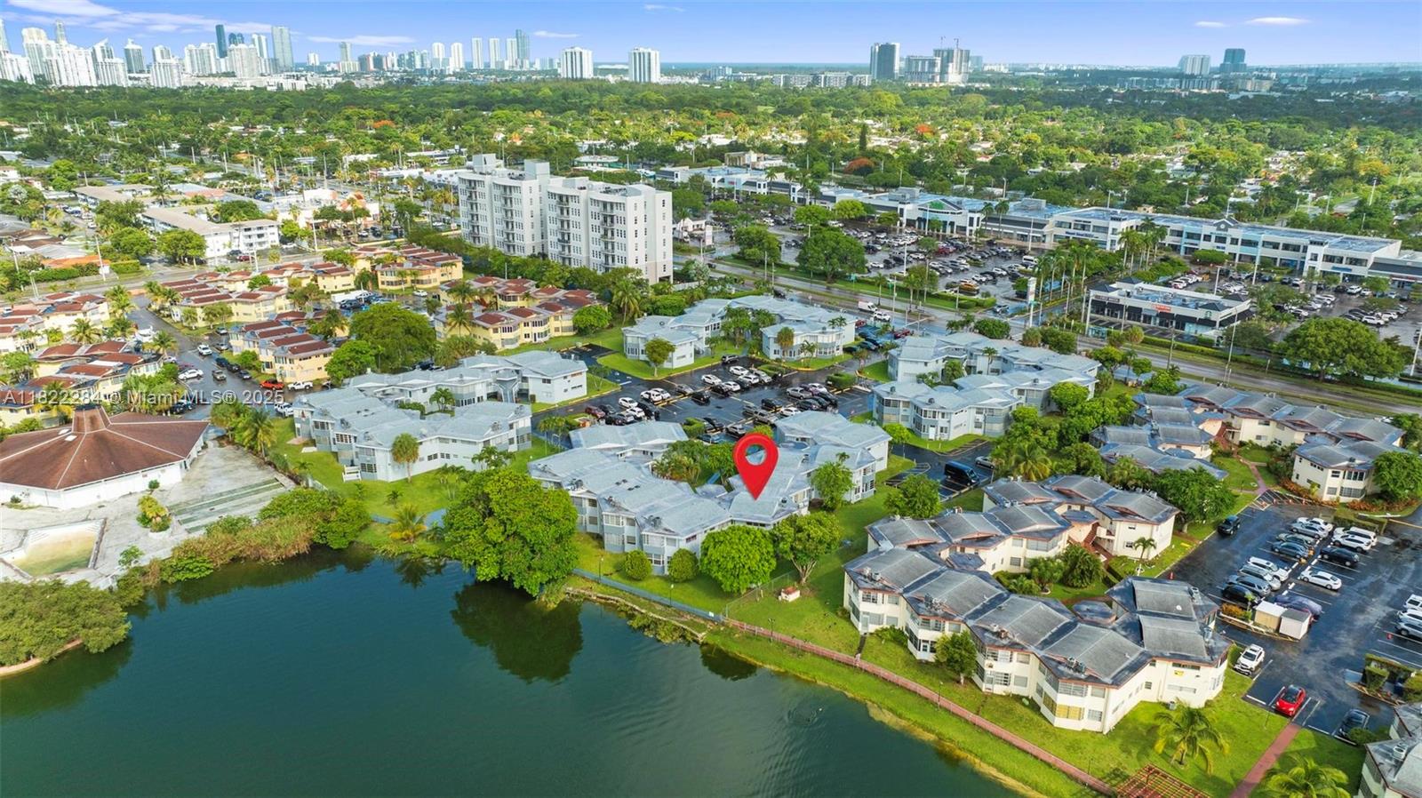 Rental Property at 1667 Ne Miami Gardens Dr 243, Miami, Broward County, Florida - Bedrooms: 1 
Bathrooms: 1  - $1,700 MO.