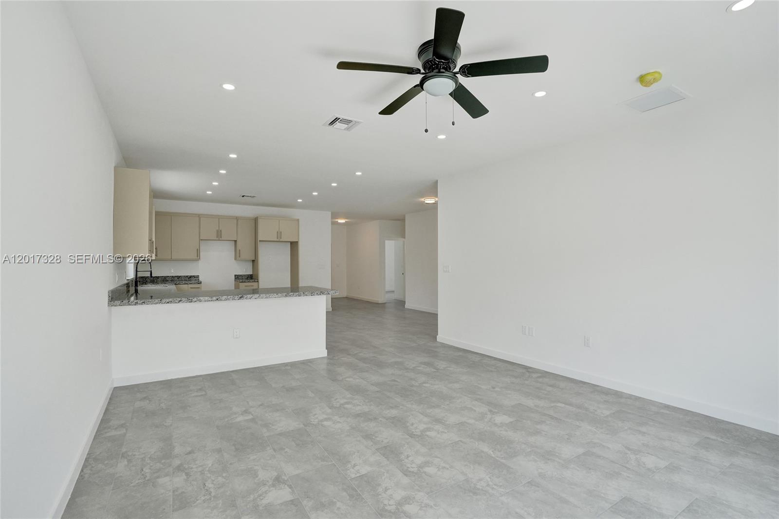 FRANKLIN PARK - Residential