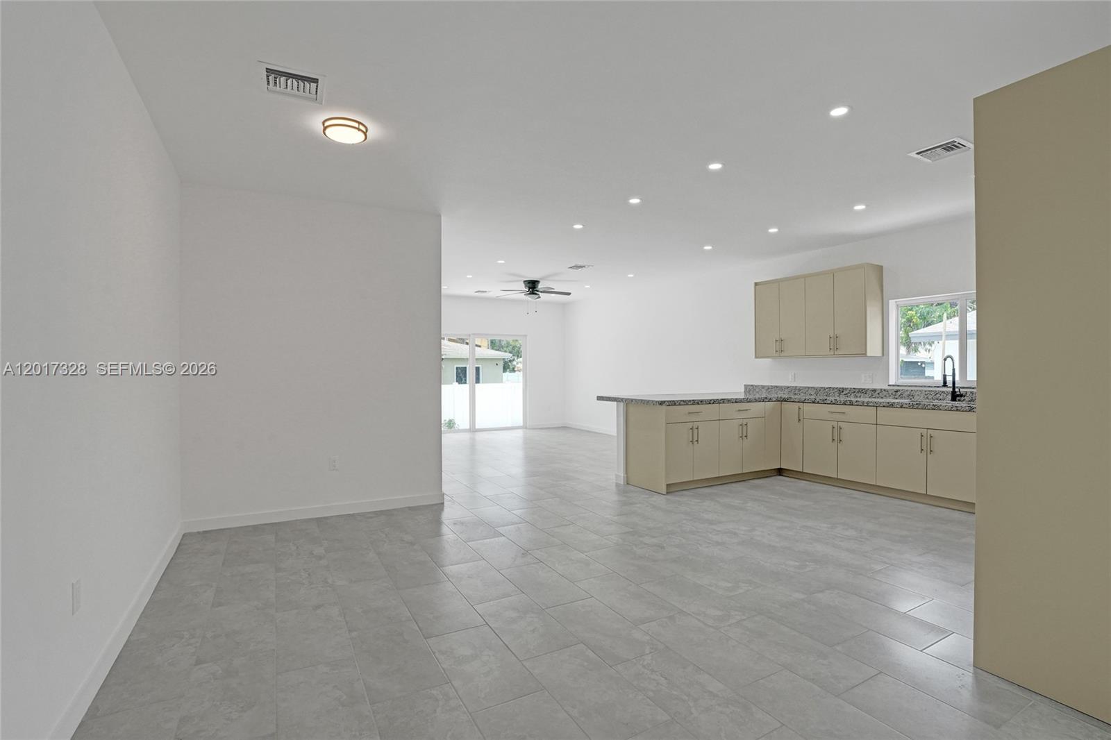 FRANKLIN PARK - Residential