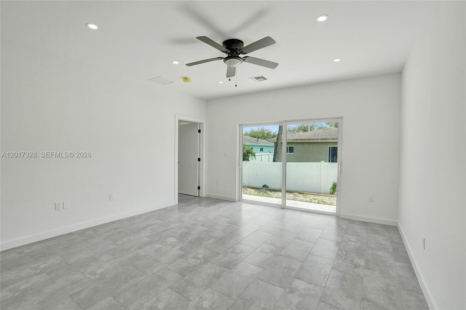FRANKLIN PARK - Residential