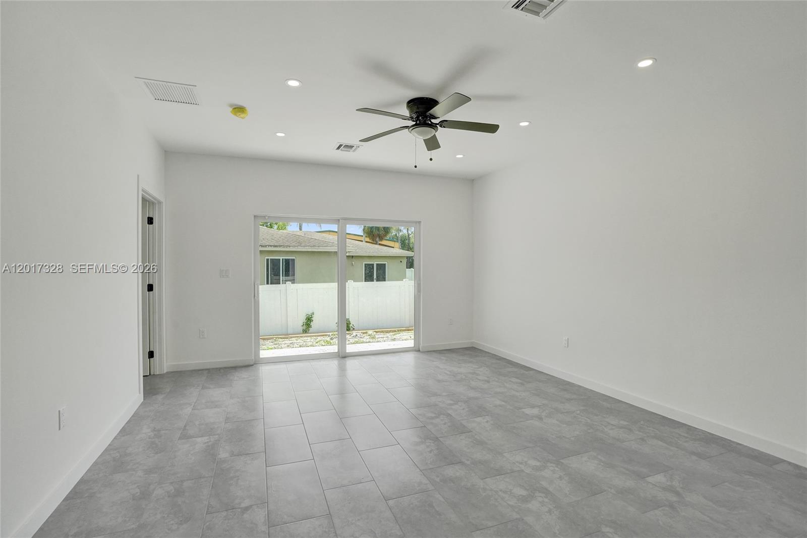 FRANKLIN PARK - Residential
