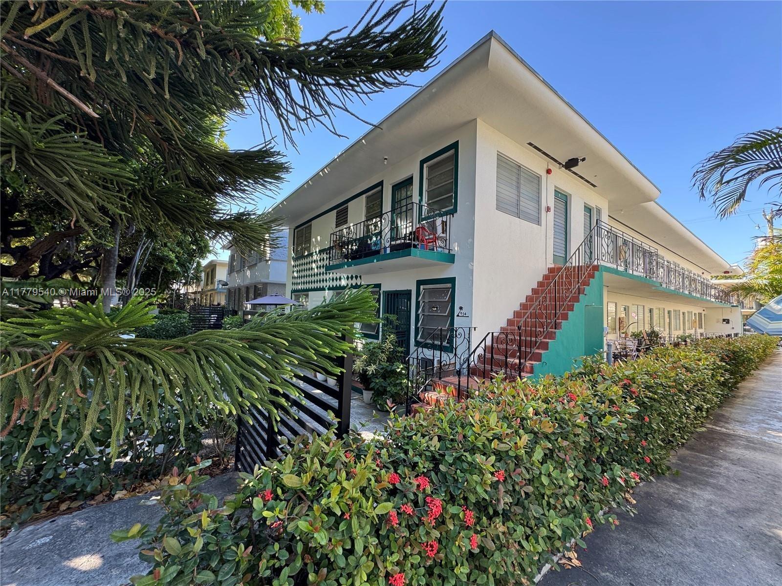 Rental Property at 934 Meridian Ave 10, Miami Beach, Miami-Dade County, Florida - Bathrooms: 1  - $1,700 MO.