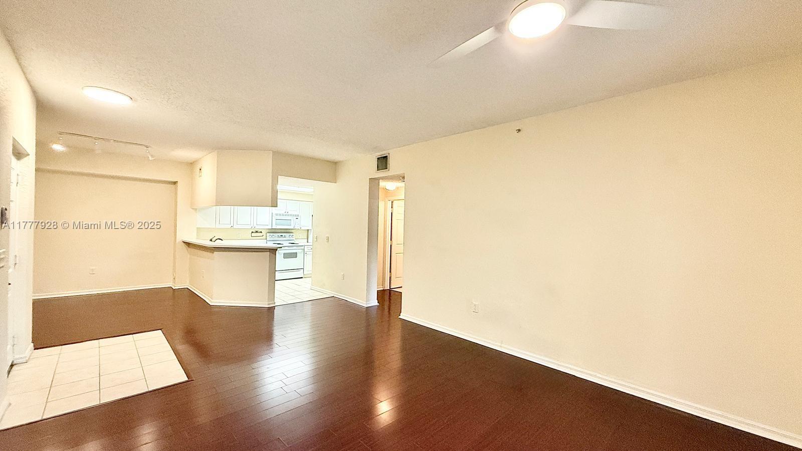 2726 Anzio Ct 102