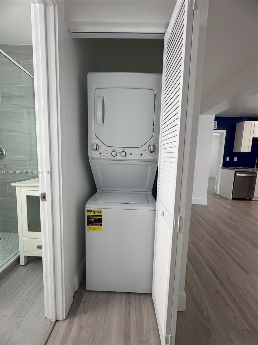 FOSTER HOMESITES - Residential Income