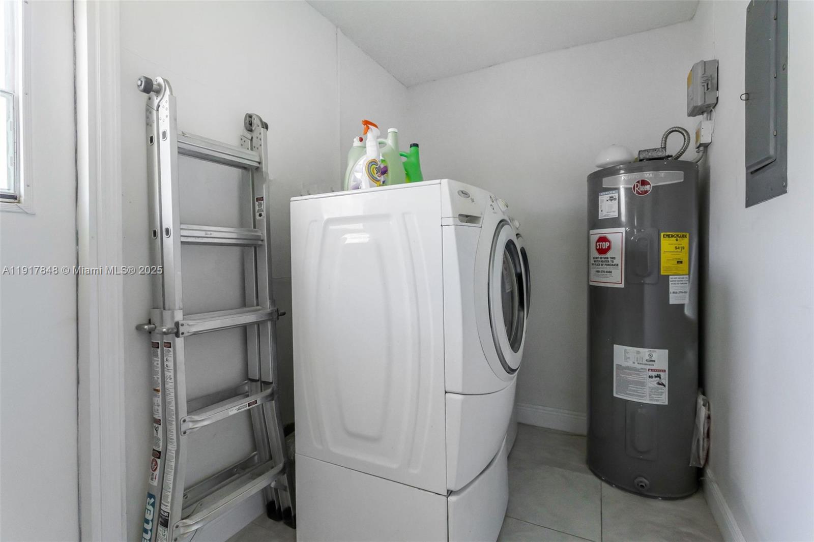 PARADISE GARDENS SEC 2 - Residential