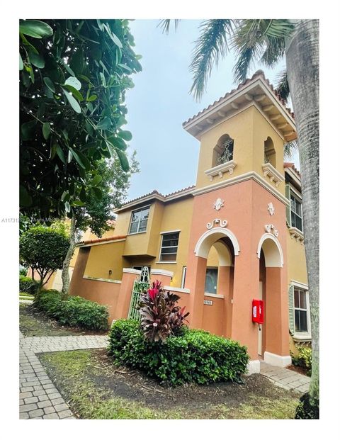 10653 SW 8th St 2407 Pembroke Pines FL 33025