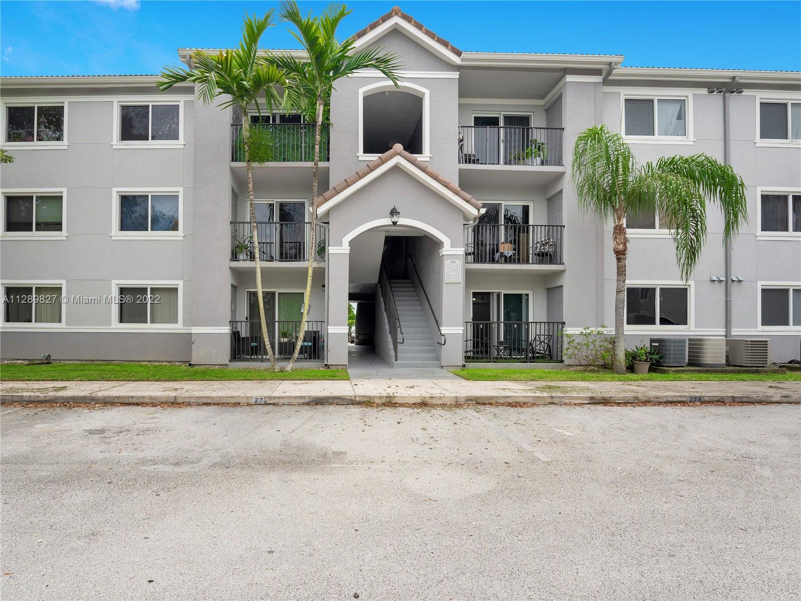 Upgraded and safe 3 bedroom/ 2 bath condo in Vista Trace with impact windows. This unit has porcelain floors throughout. The kitchen has wood cabinetry, granite countertops and appliances bought recently. The whole house has crown molding, and it has been freshly painted with modern colors and exquisite taste. Both bathrooms have been decorated with marble wall to wall. Laundry room inside the unit and additional storage closet in the balcony. This property was built in 2006 and is gated with 1 assigned parking place plus 1 in the guest area. There is a community pool and exercise room. Very close to schools, shopping and major roadways.