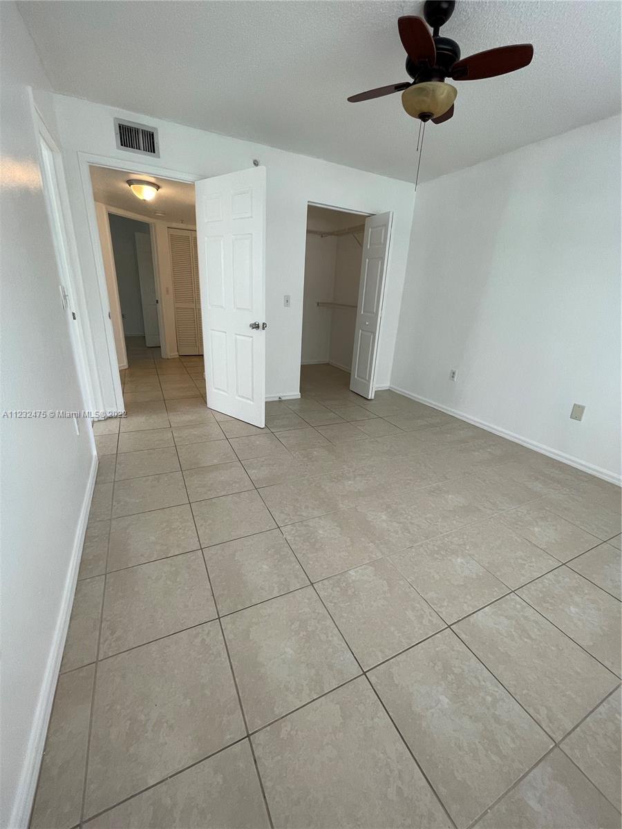 AVENTINE AT MIRAMAR BLDG - Residential Lease