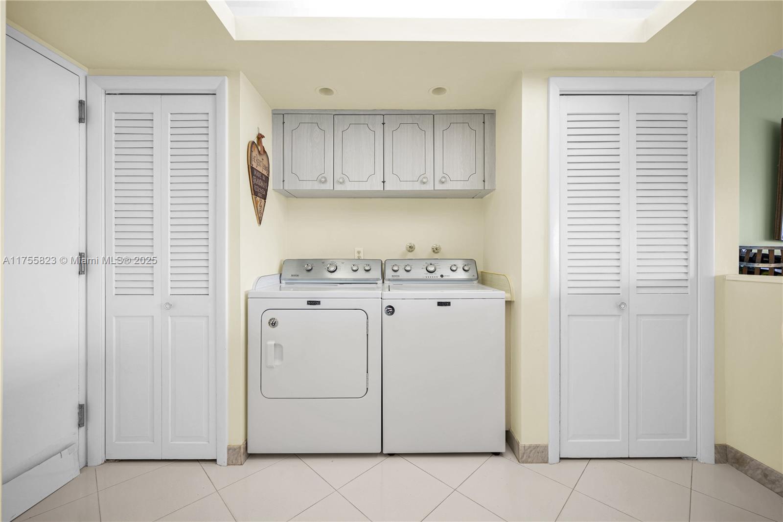GALLEON CONDO - Residential