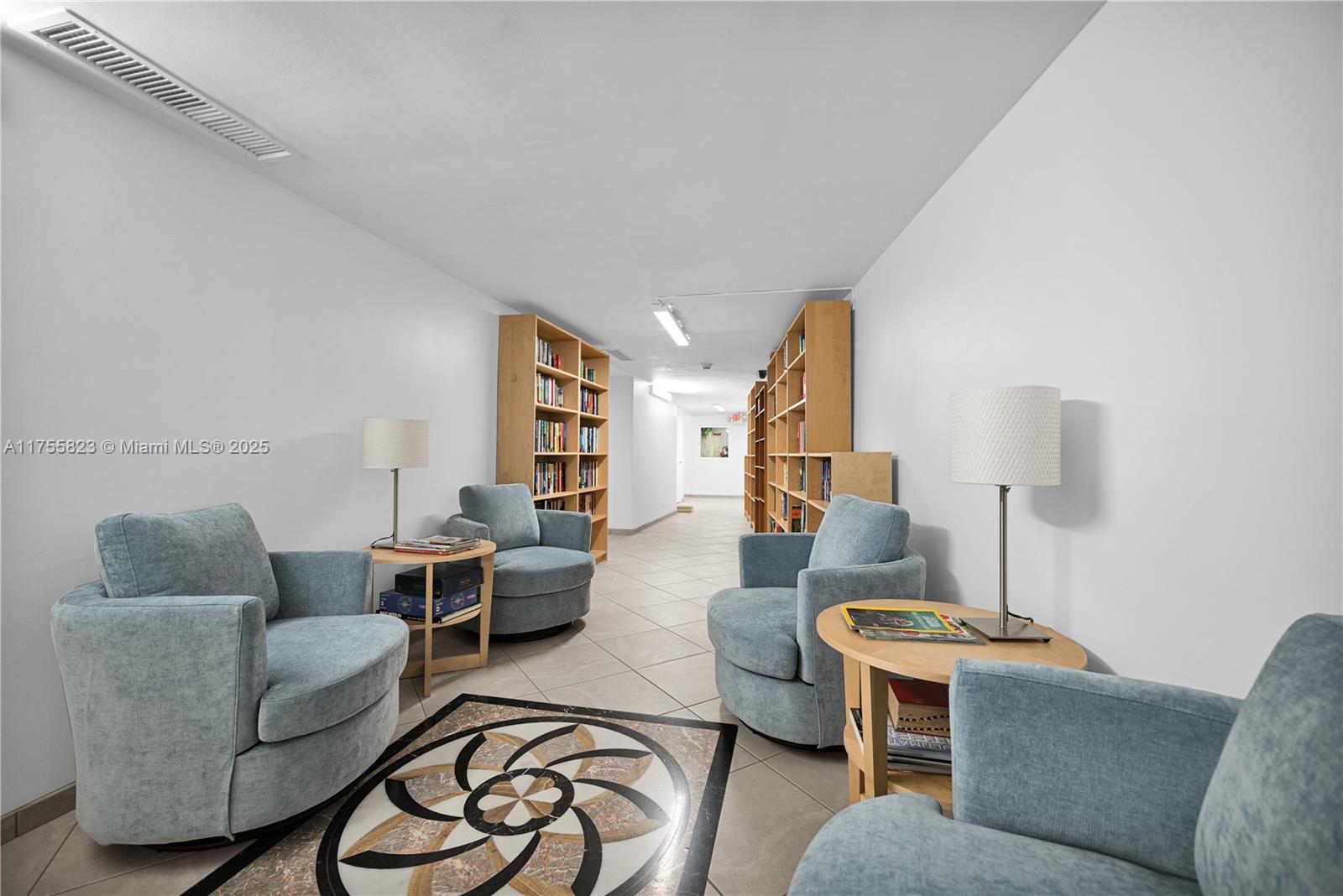 GALLEON CONDO - Residential